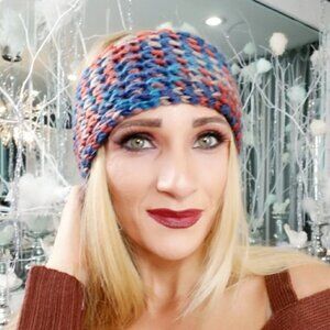 MULTI COLORED KNITTED HEADBAND